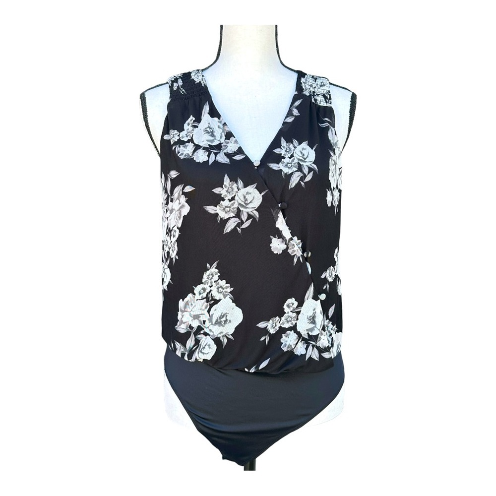 Fortune + Ivy Mesh Bodysuit Women Size‎ Small  Black Floral Stretch Lined